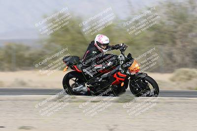 media/Dec-01-2025-Moto Forza (Mon) [[2daa91e15f]]/3-Beginner Group/Session 2 (Turn 7 Inside Pans)/